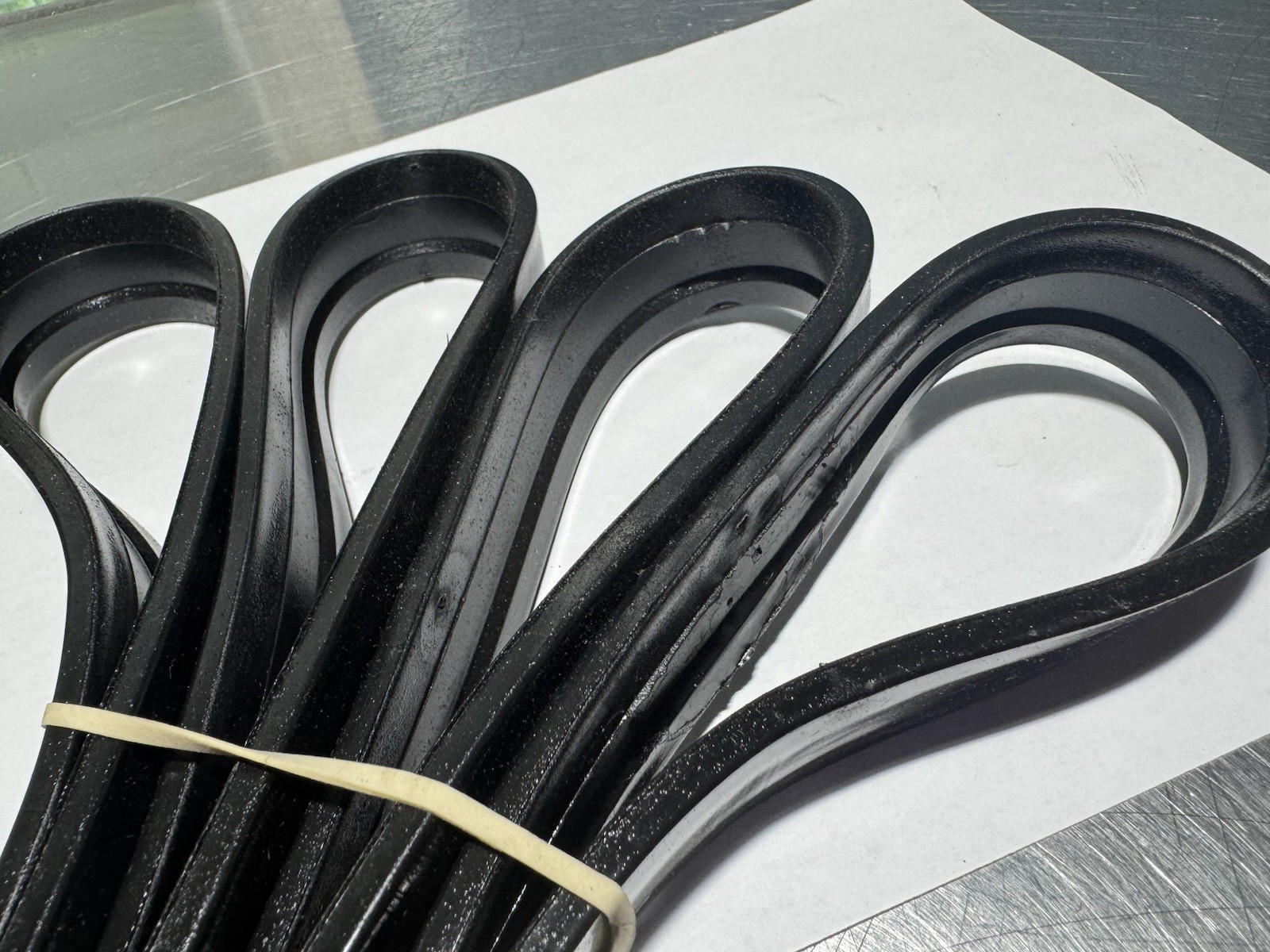 Ride on Part # 3800-7390 – Traction Band Set Black (4)