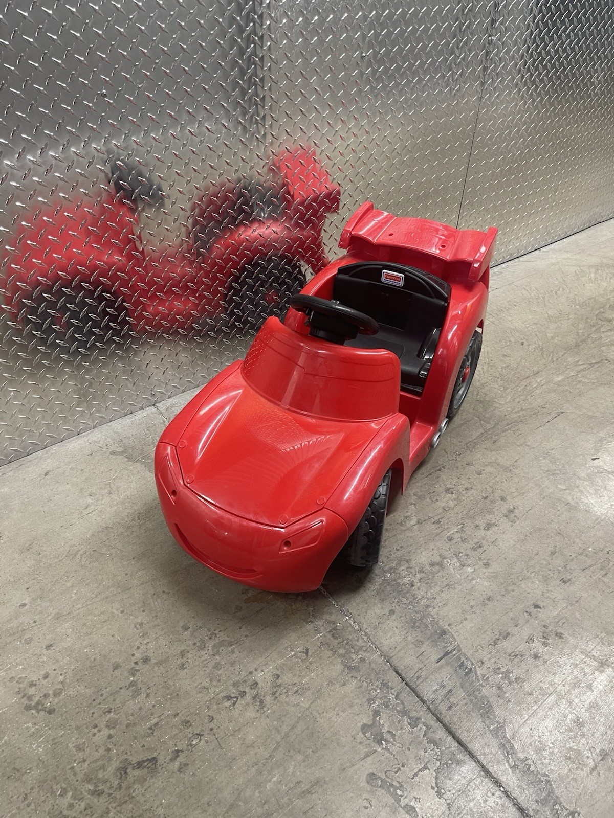 Rare Power Wheels Fisher Price Lil Lighting McQueen CARS Ride On Needs Battery