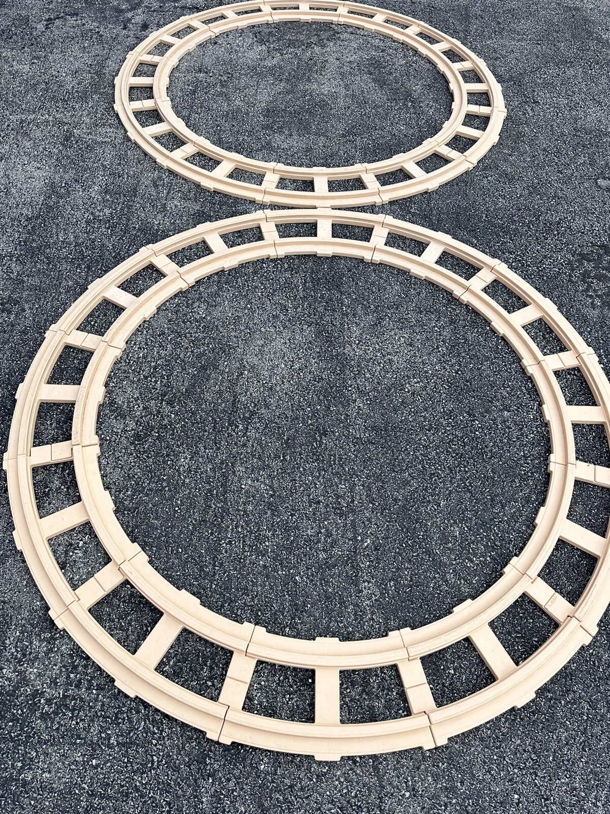 Peg Perego Thomas & Friends Train Track 24 Piece Curved