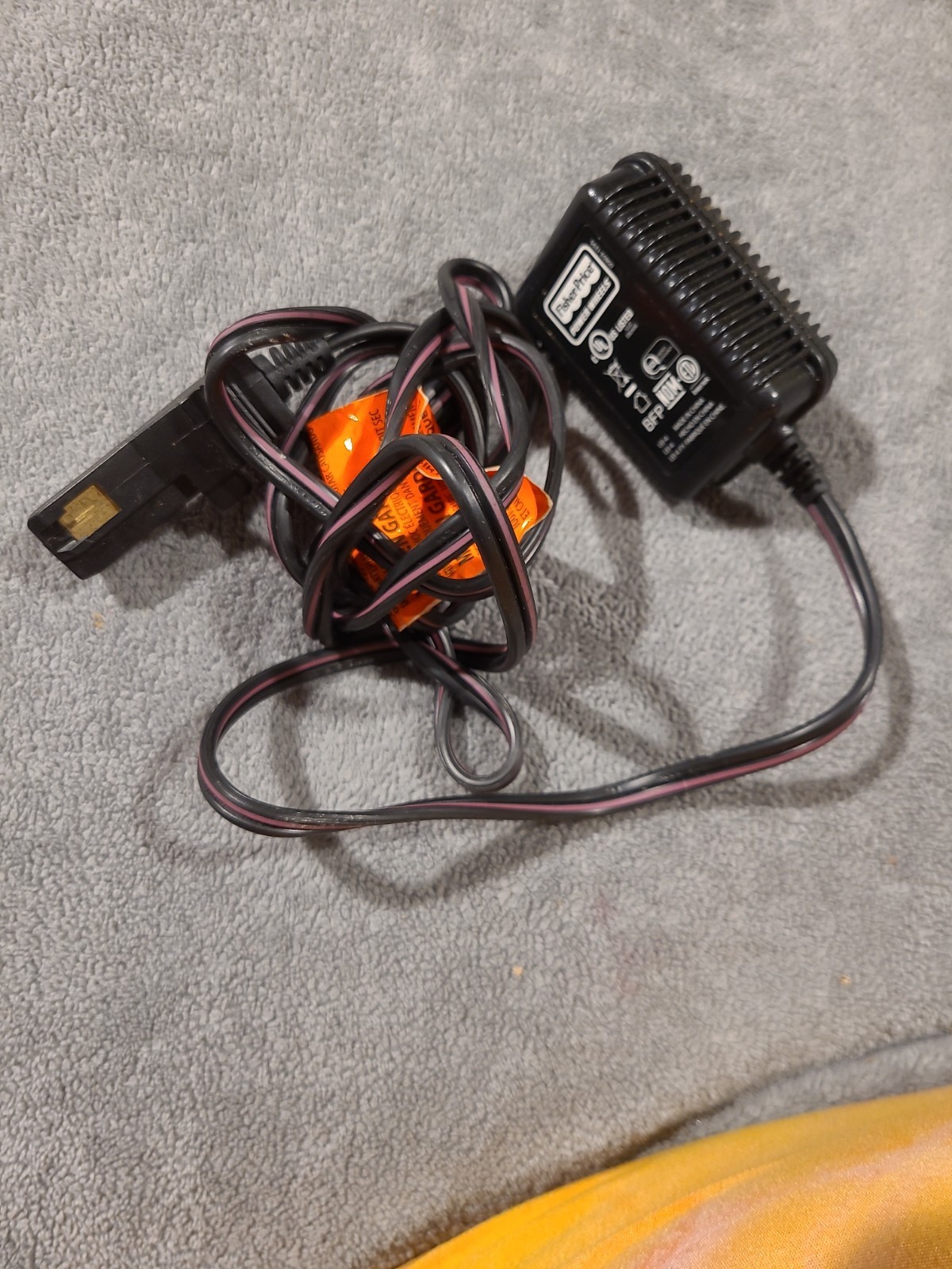 Fisher Price Power Wheels 00801-1778 Class 2 Battery Charger 12 Volt – Working!