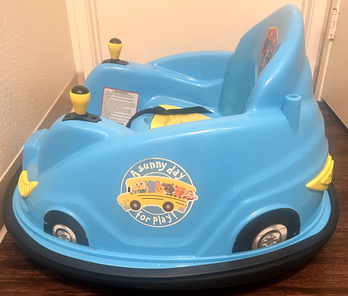 6V Bumper Car, Battery Powered, Electric Ride on for Children by Flybar