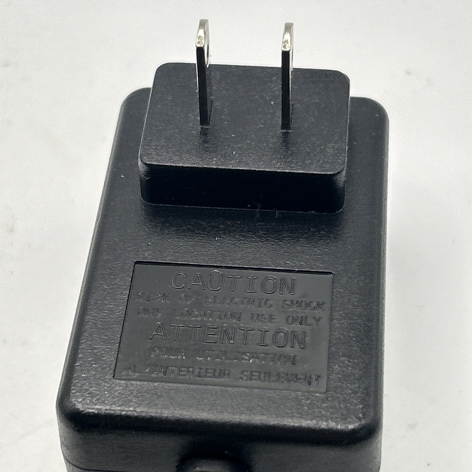12-Volt Charger for Power Wheels Gray Battery & Orange Top Battery NEW OPEN BOX