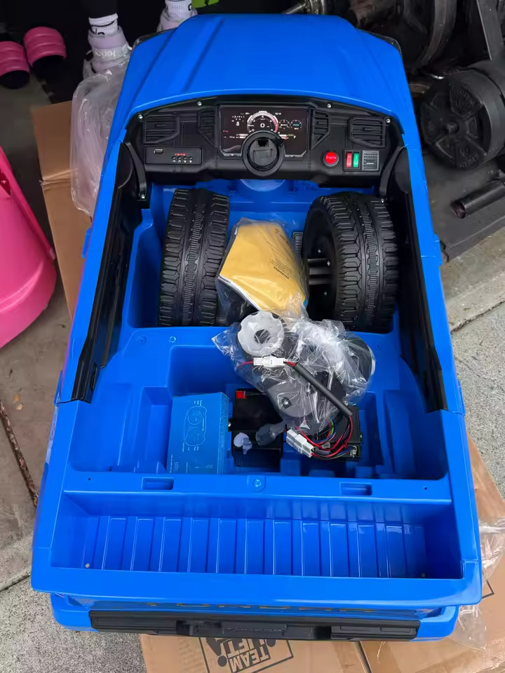 12V Toyota Ride On Truck 4Runner Tacoma Electric Remote Control With Safety Belt
