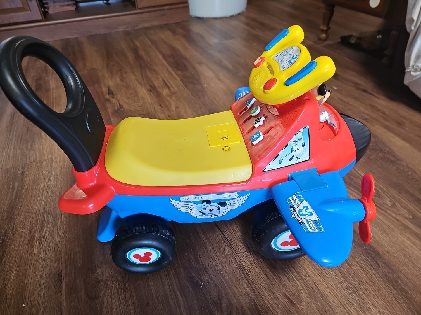 Kiddieland 55376 Disney Lights and Sounds Activity Ride-On Mickey Mouse Plane