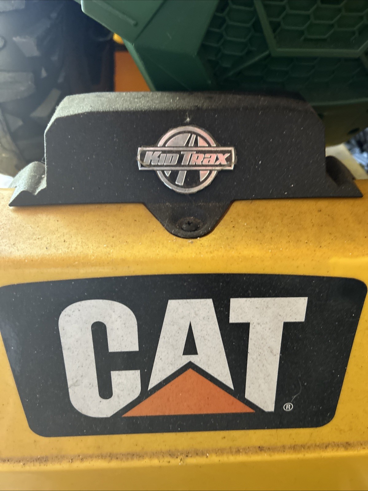 Kid Trax CAT Bull Dozer