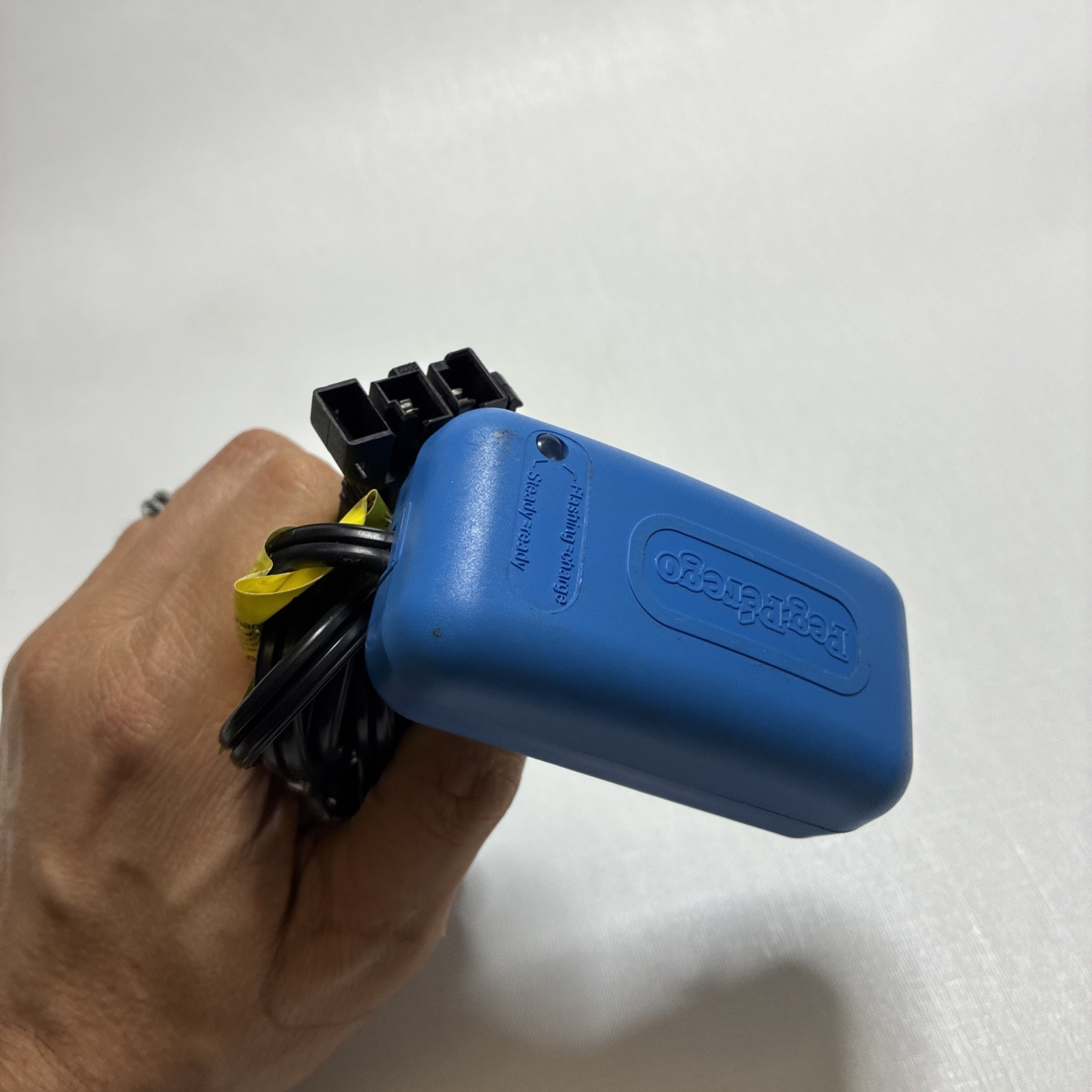 Genuine Peg-Perego 12V DC Class 2 Battery Charger Model 25200030