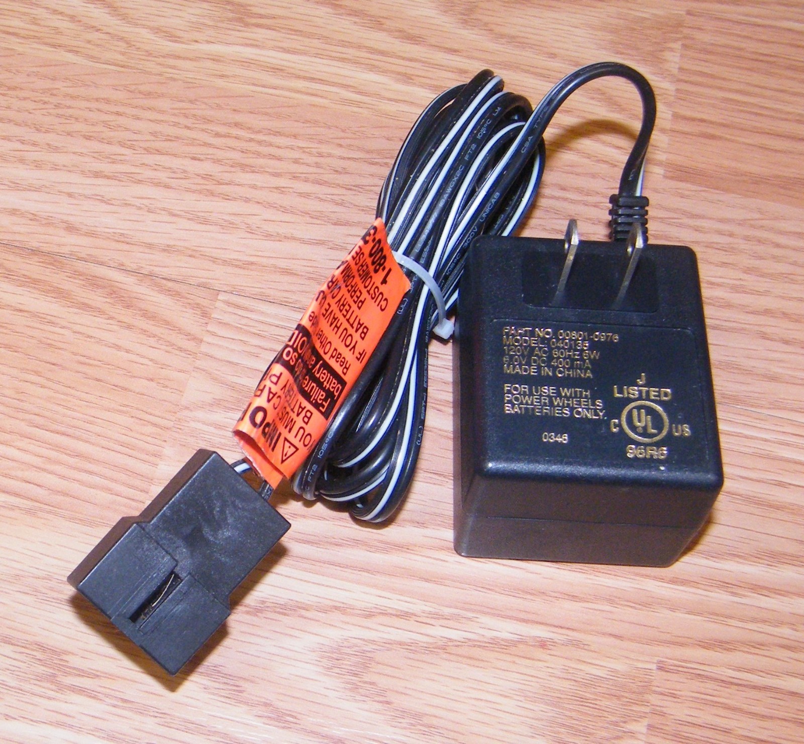 Fisher Price (040135) Power Wheels 6V 400mA 6W 60Hz AC Power Supply (00801-0976)