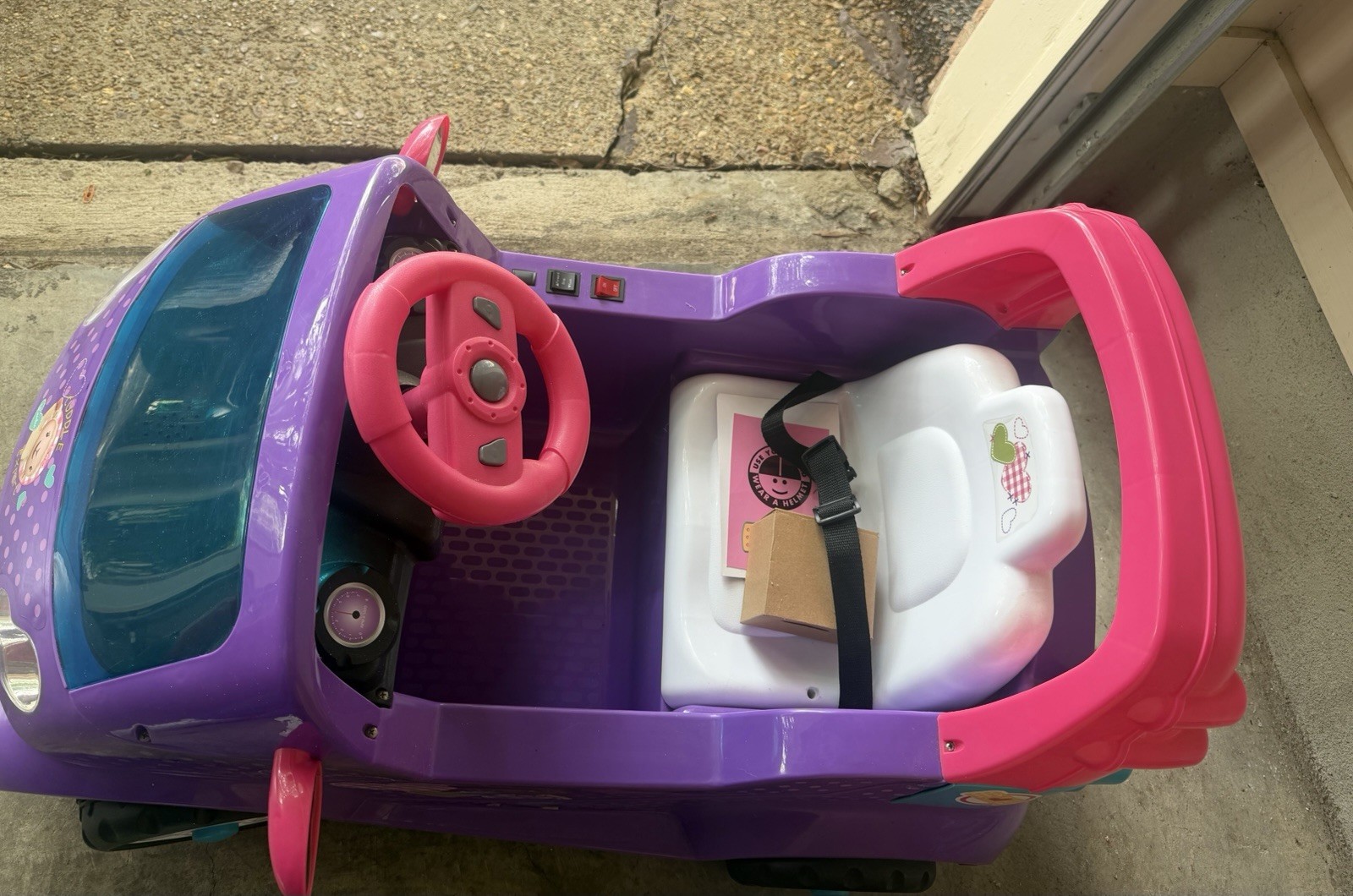 Doc McStuffins 6V Electric Ride-On, Age 3-7 Local Memphis/Bartlett Pick Up Only