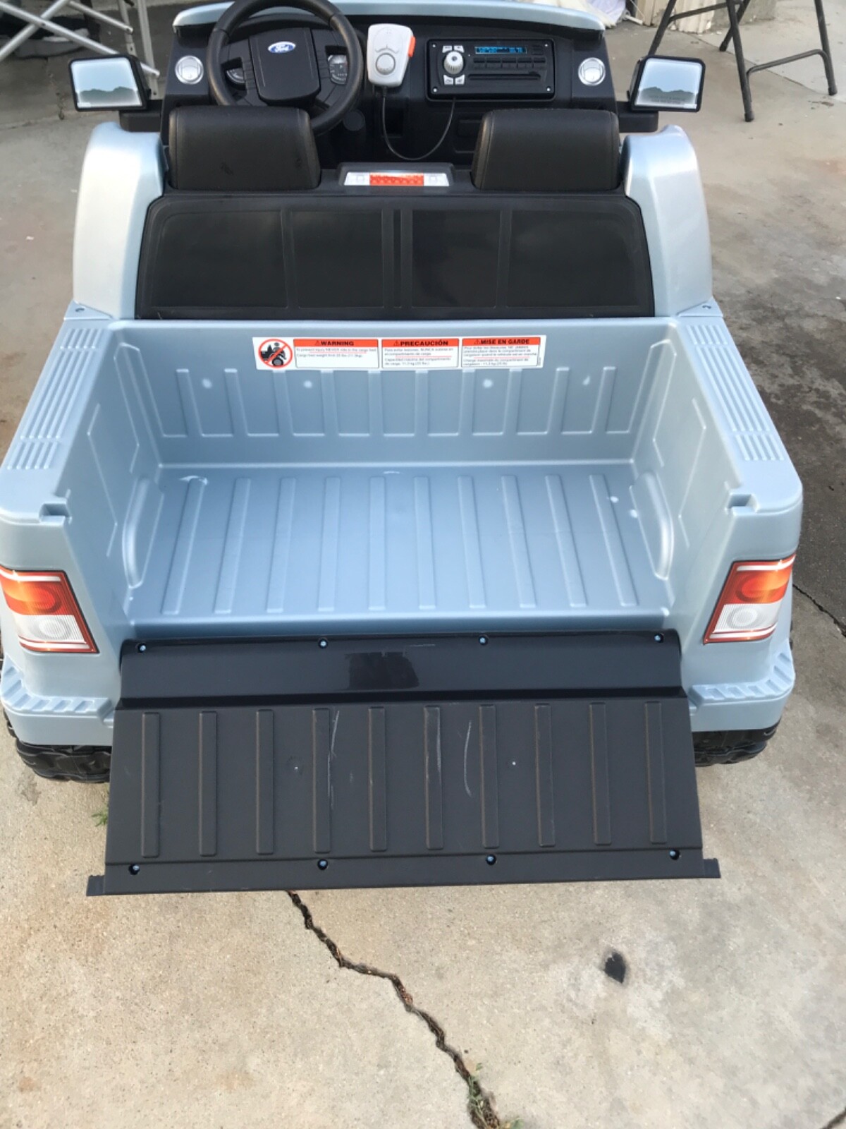 Ford F-150 Raptor electric ride on toy