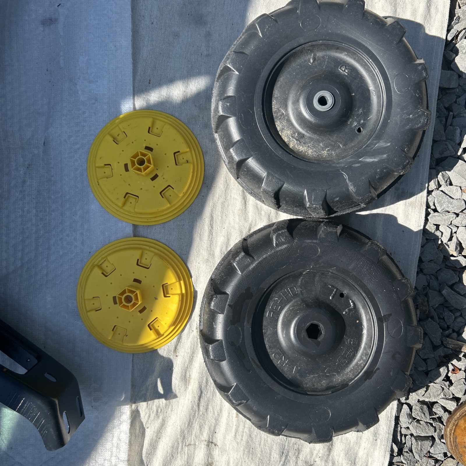 Peg Perego John Deere Gator Front Wheels Black Unfinished