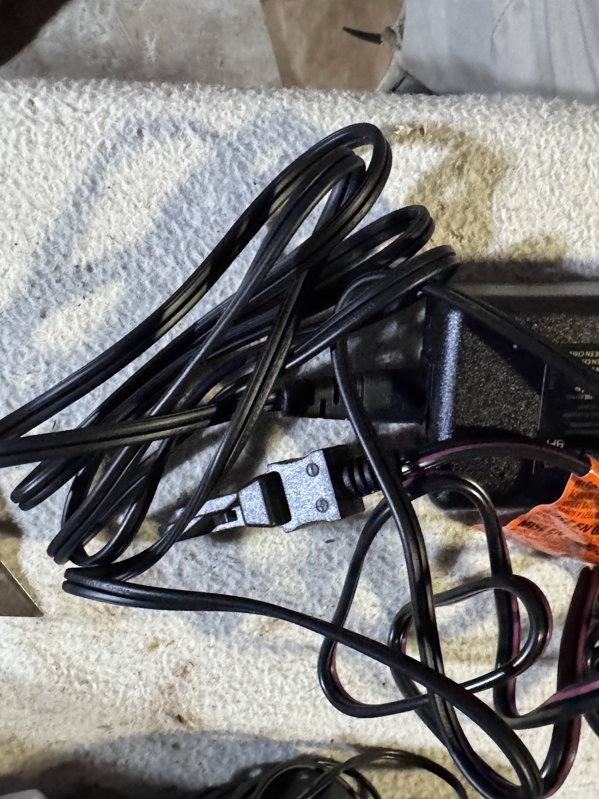 Fisher-Price Power Wheels 12 Volt Quick Battery Charger 00801-1429 AC100-240V
