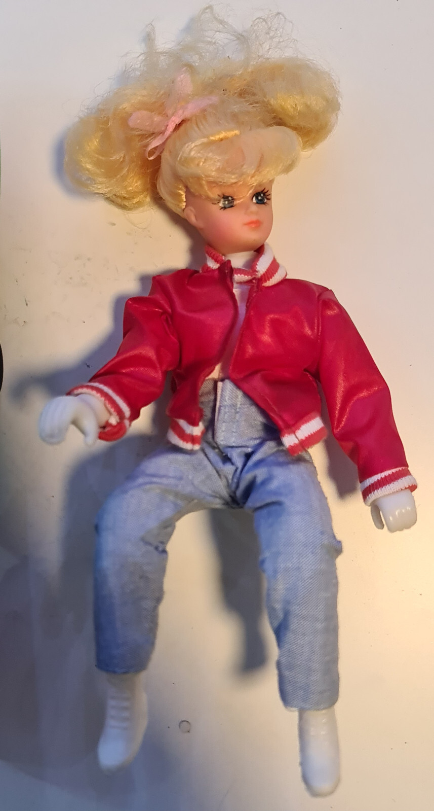 Vintage 90s Fashion Doll with Scooter UNTESTED check fotos for cond. battery op.