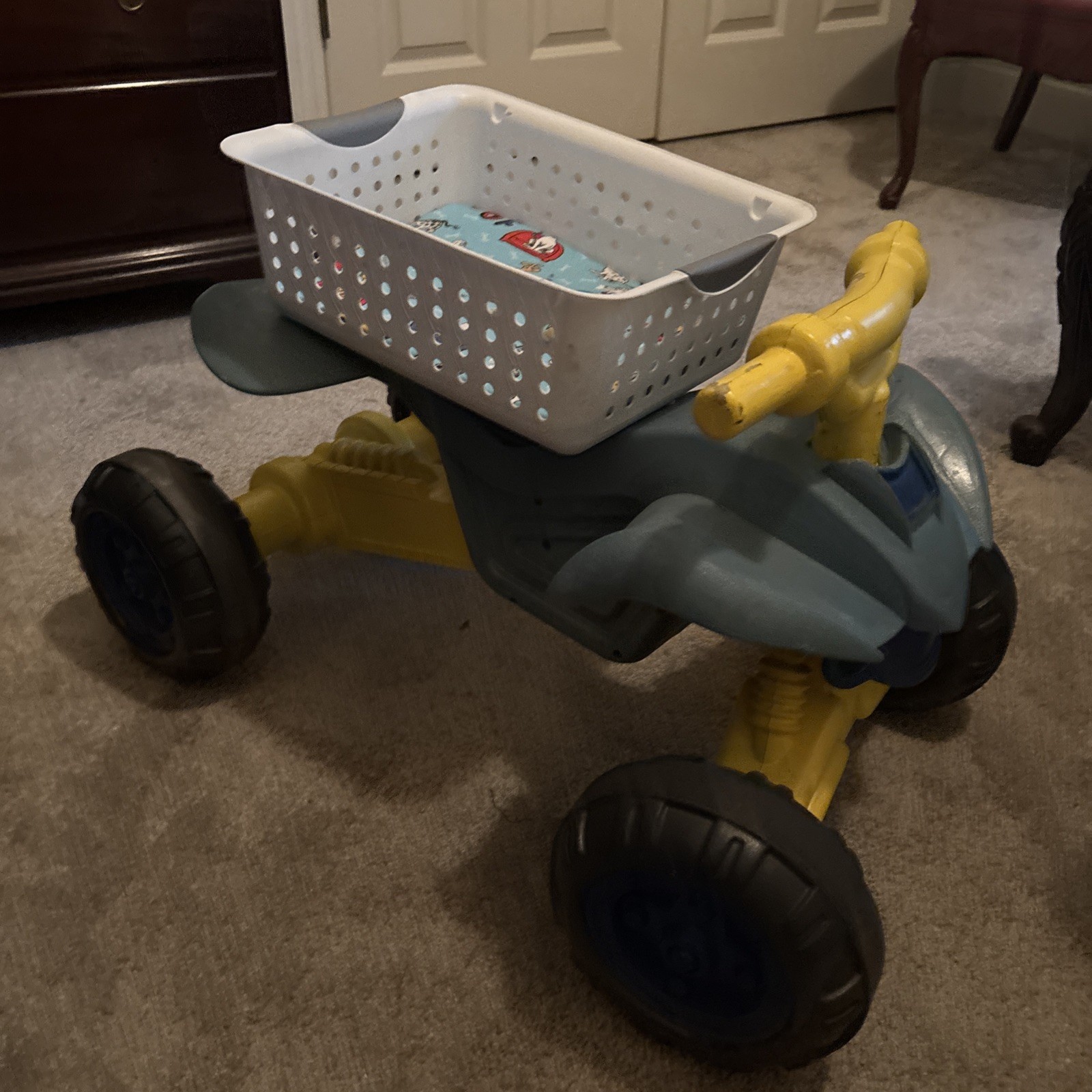 Dog Ride On ATV 4 Wheeler Toy Toddler Foot Powered Quad Bike Indoor Outdoor