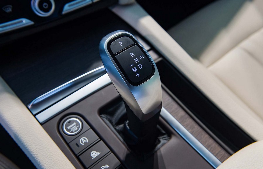 Vinfast Lux A 2.0 cao cấp